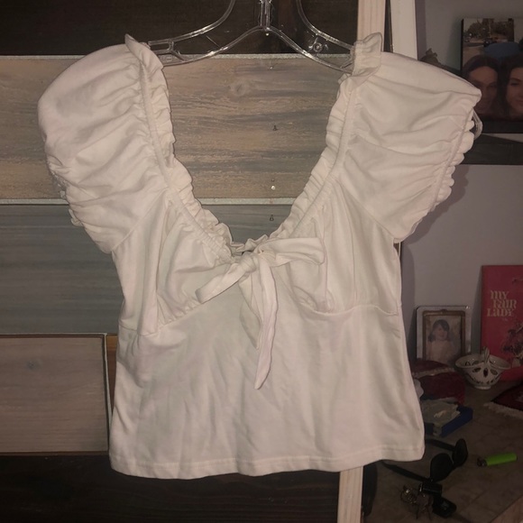 White Ruffel Shein Cropped Top - Picture 3 of 11